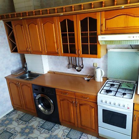 Ильинская 3К Посуточно Почасово Apartment Sumy Bagian luar foto
