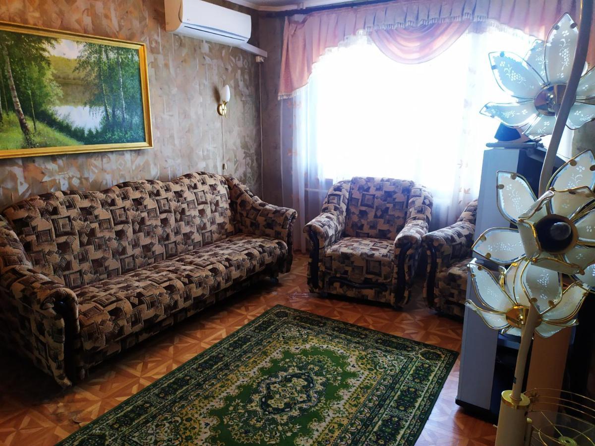 Ильинская 3К Посуточно Почасово Apartment Sumy Bagian luar foto
