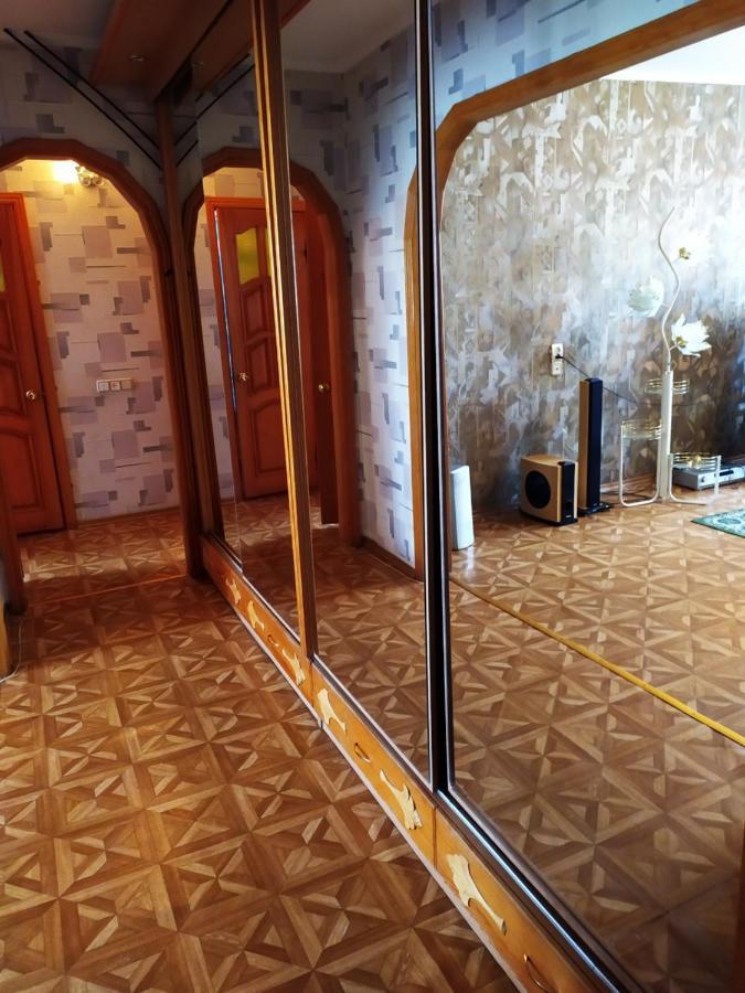 Ильинская 3К Посуточно Почасово Apartment Sumy Bagian luar foto